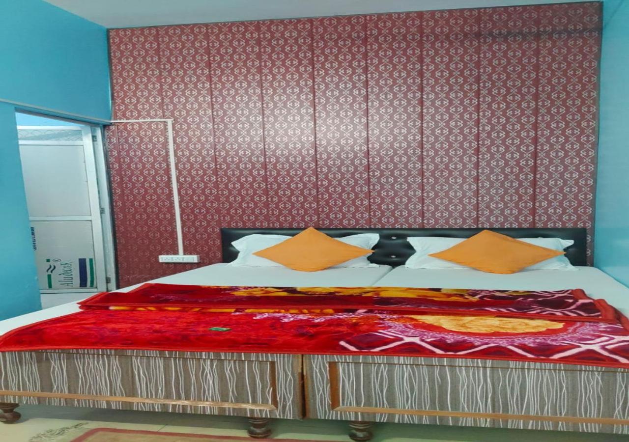Sri Yoga Mandir Hotel Váránaszi Kültér fotó