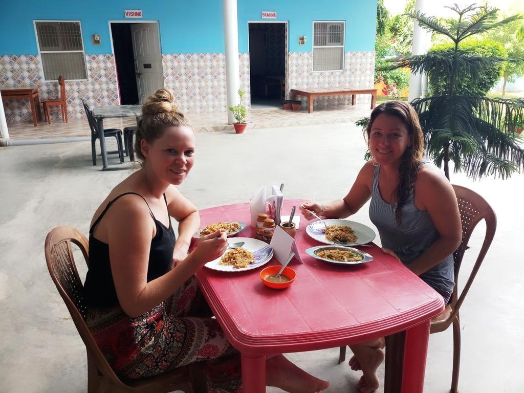 Sri Yoga Mandir Hotel Váránaszi Kültér fotó